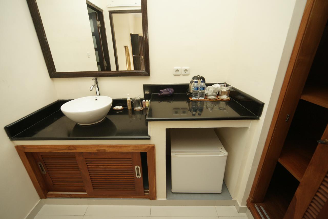 Swastika Bungalows Sanur  Ngoại thất bức ảnh